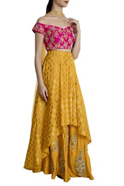 Mix & Match: Four Fusion Lehengas to Add to Your Collection | Hirharang